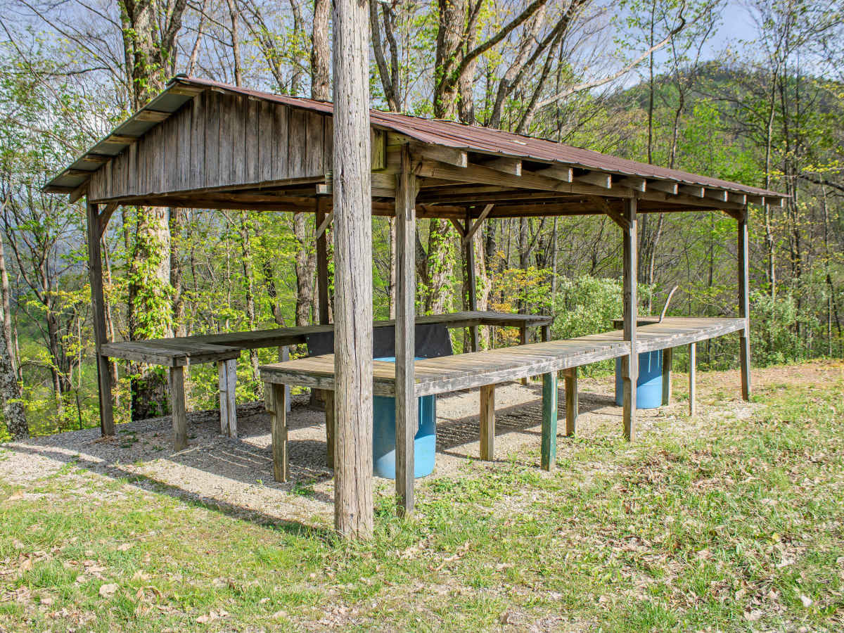Red Oak Mountain Road photo 6