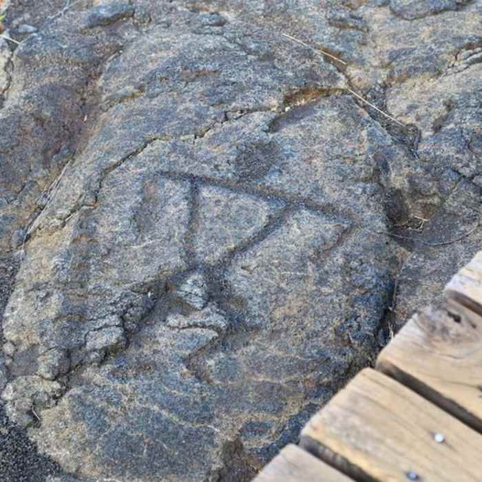Petroglyph man Near Pu'u Loa Petroglyphs