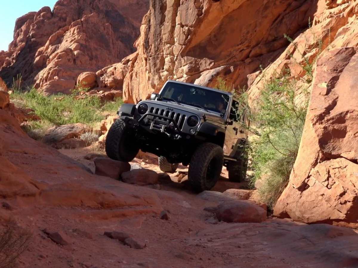 Hidden Canyon trail photo
