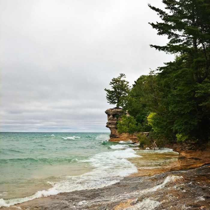 Near Chapel Loop Near Chapel Loop