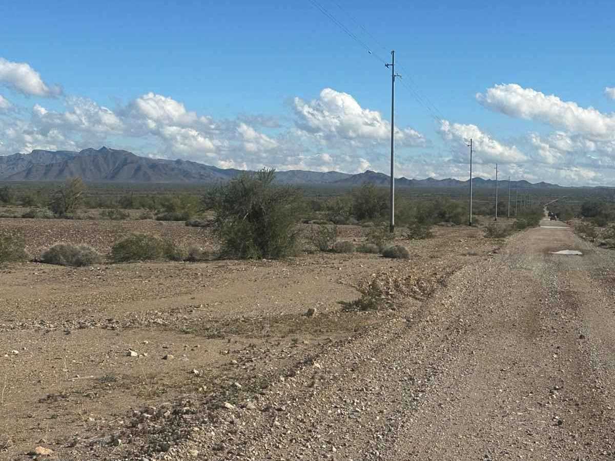 Pipeline Road  photo 3