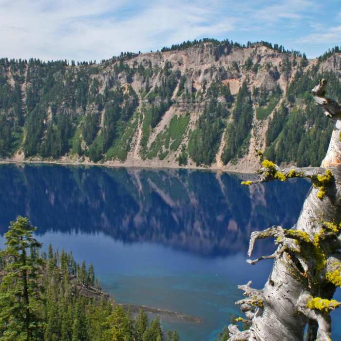 Near Wizard Island Summit Trail