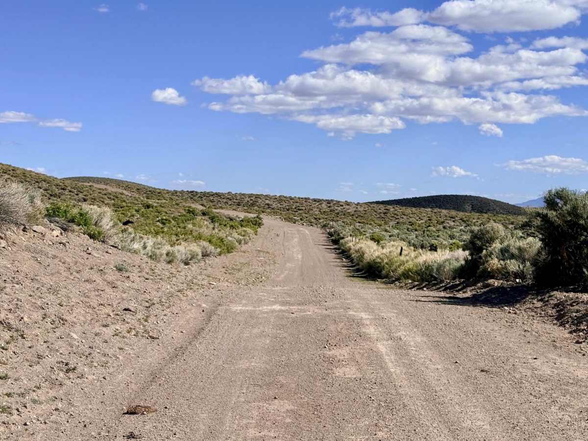 Cloverdale Ranch Road photo 6