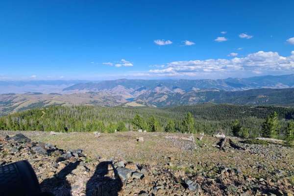 Lake Mountain