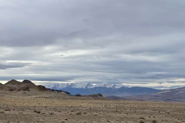 Cutting Through the Jawa Canyon