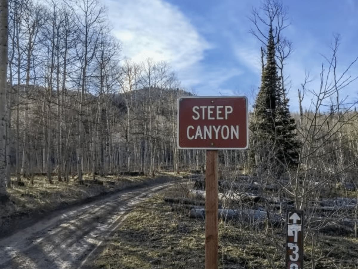 Steep Canyon and Crescent Lake photo 4