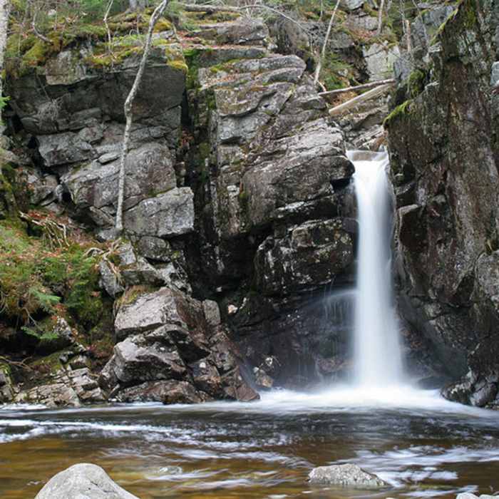Kinsman Falls. with permission from Dean Goss All Rights Reserved Near South Kinsman Mountain via Basin-Cascades and Kinsman Pond Trails