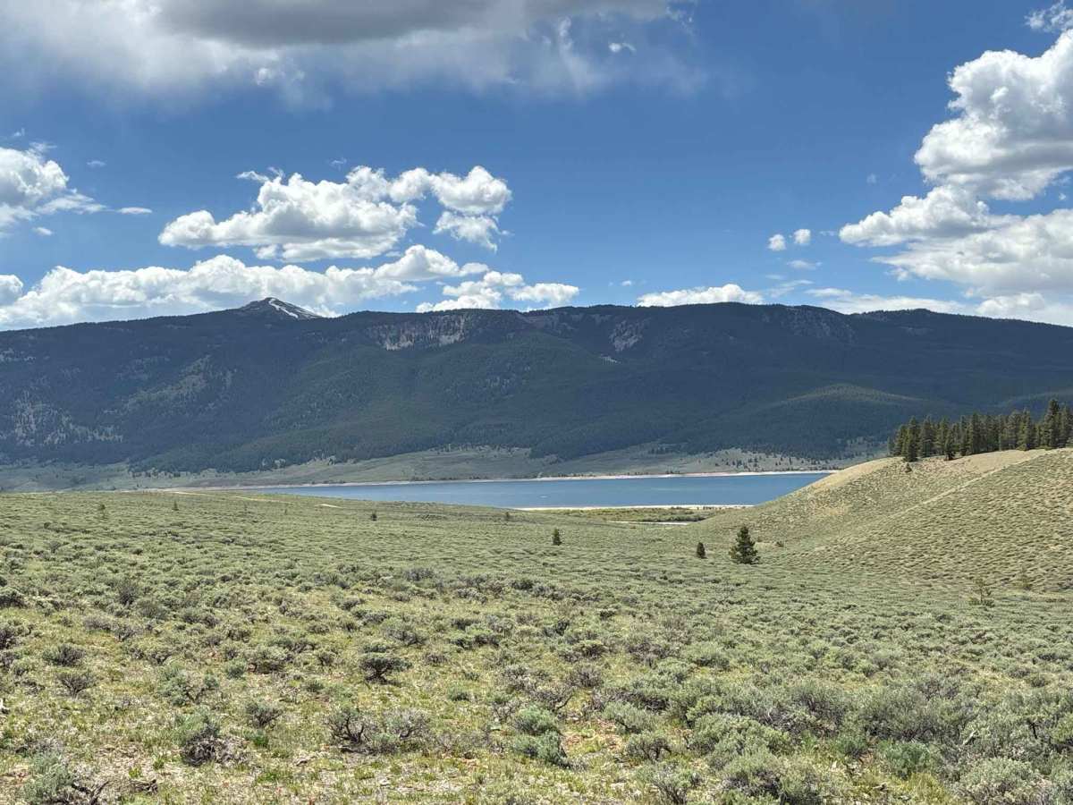 Hobbs Gulch Road photo 2