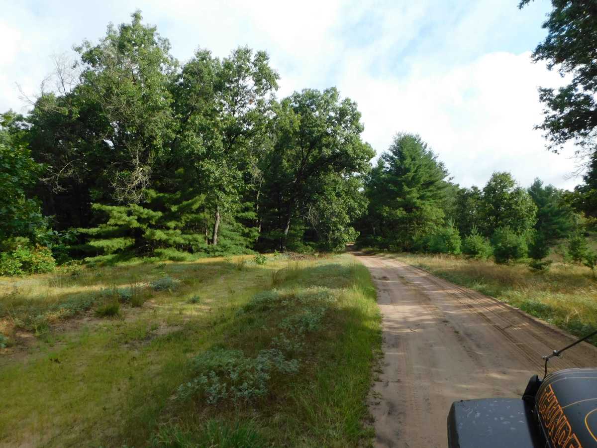 Linderman Road photo 2