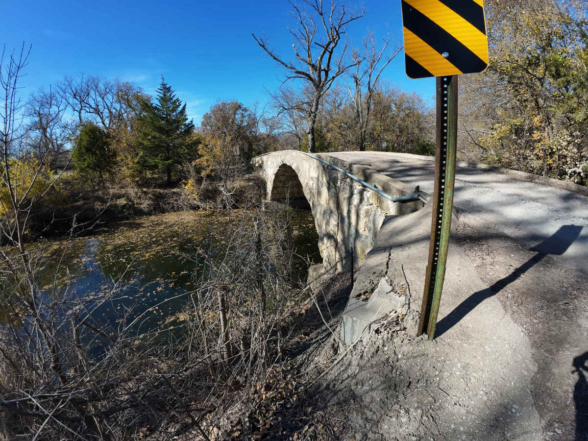 Four Bridges West trail photo
