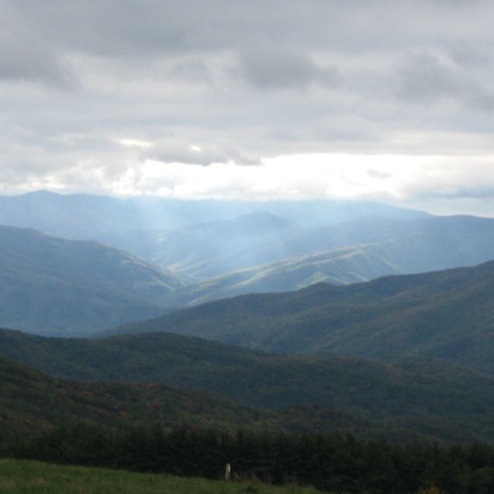 Max Patch with awesome Sun rays. Near Lemon Gap to Max Patch
