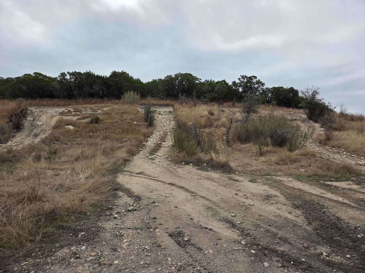 Valley Road photo 4