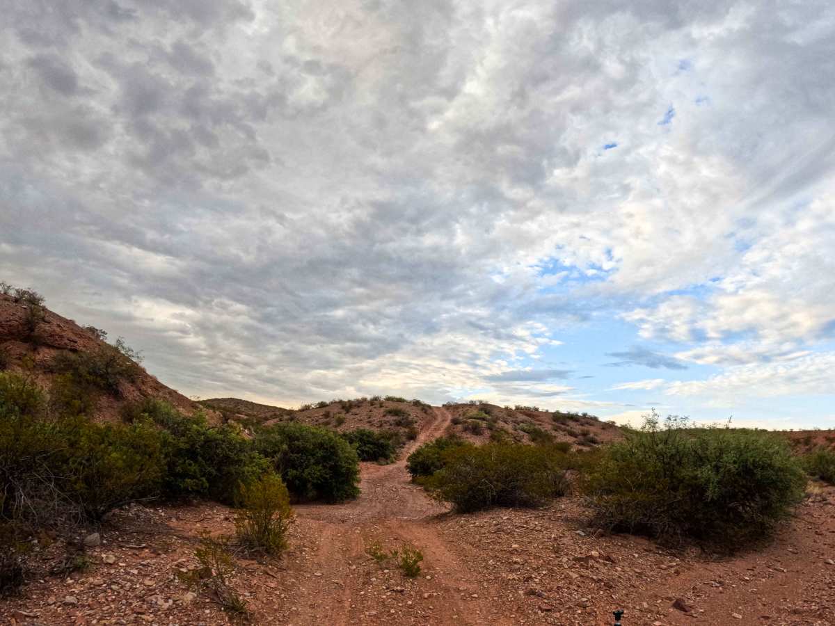 Quebradas La Madre trail photo