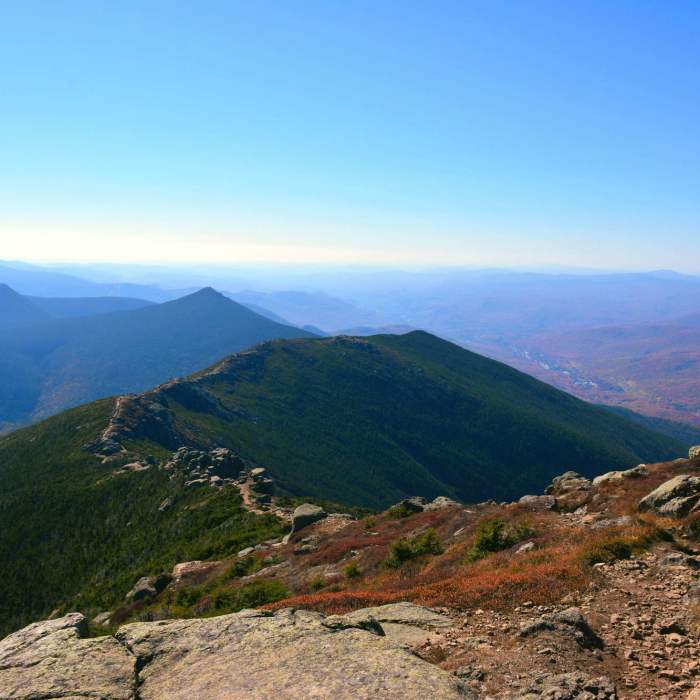 The summit of Lincoln offers a beautiful view looking south. Near Franconia Ridge Trail