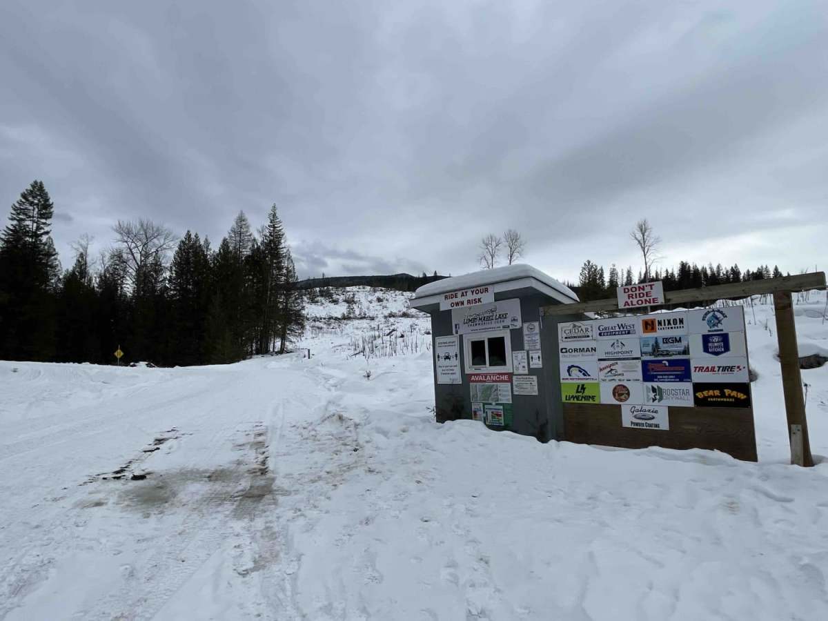 Silver Hills Road photo 3