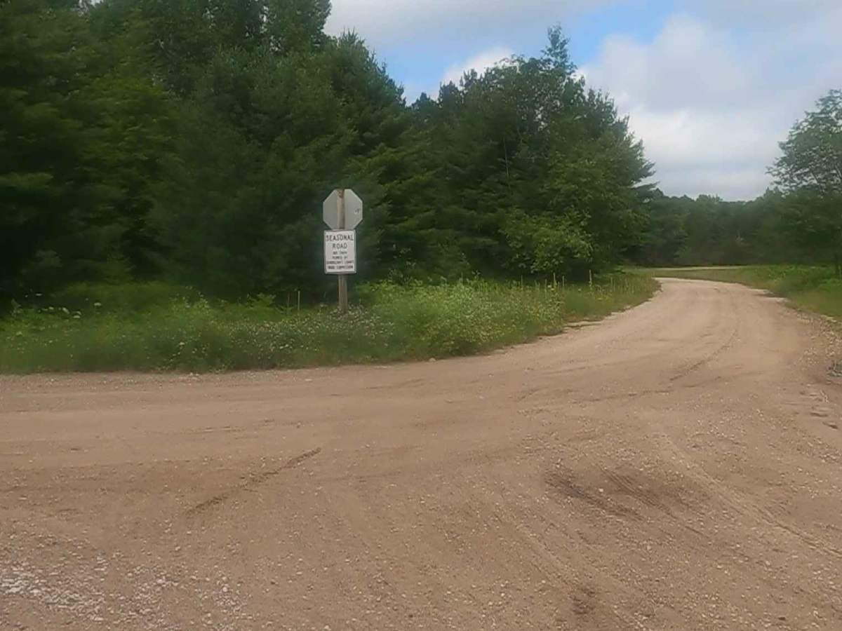 Ten Mile - Little Indian Road (FFR 2258) photo 4