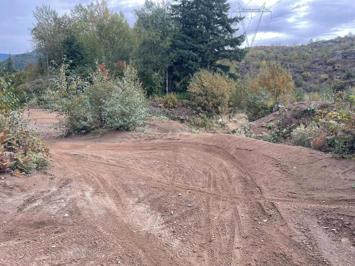 Brackendale MX Track photo 4