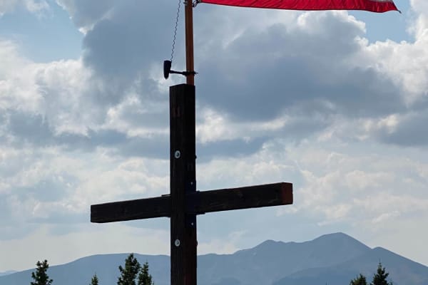 Cross Mountain