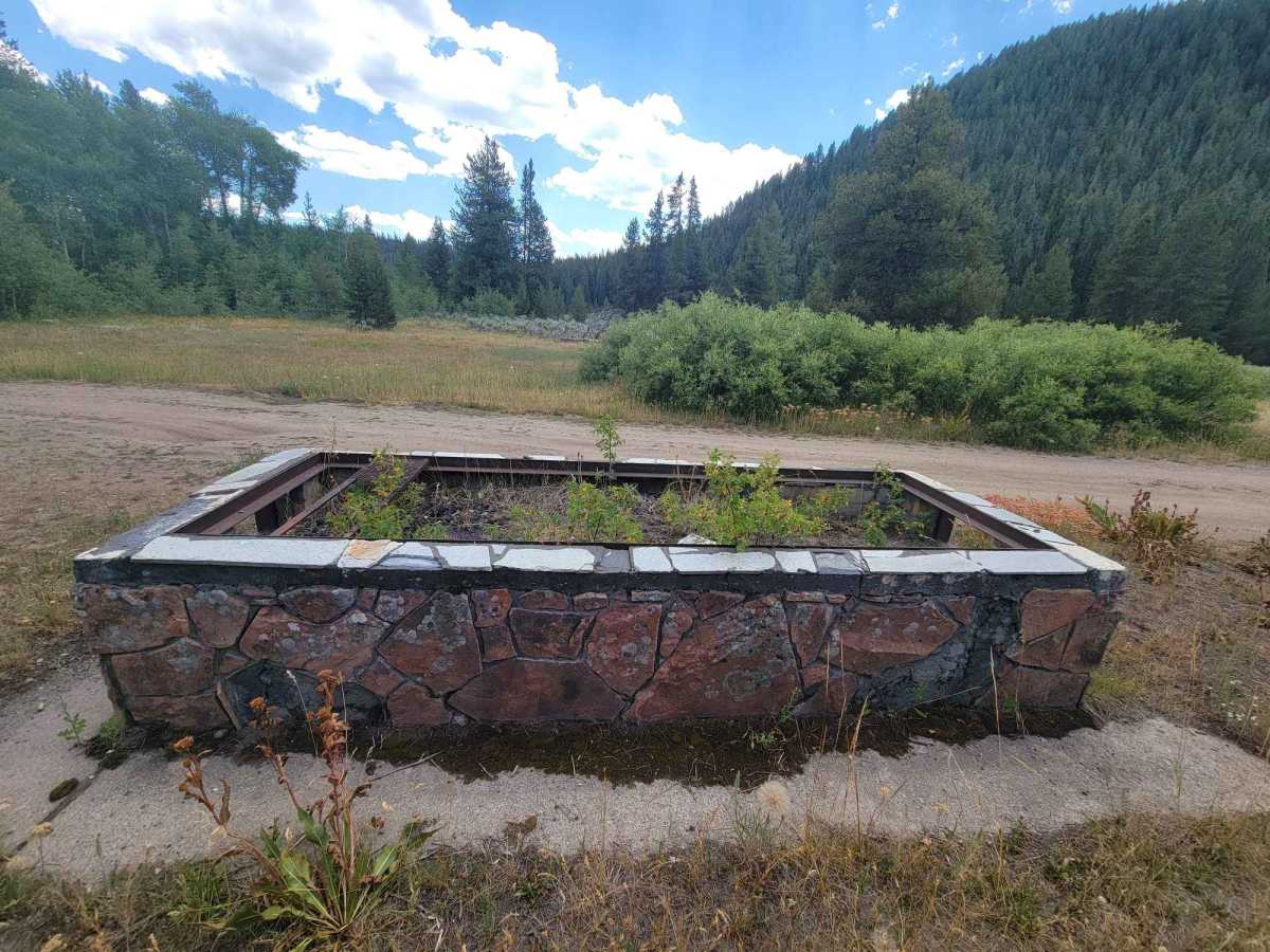 Cattleman Bridge Road trail photo