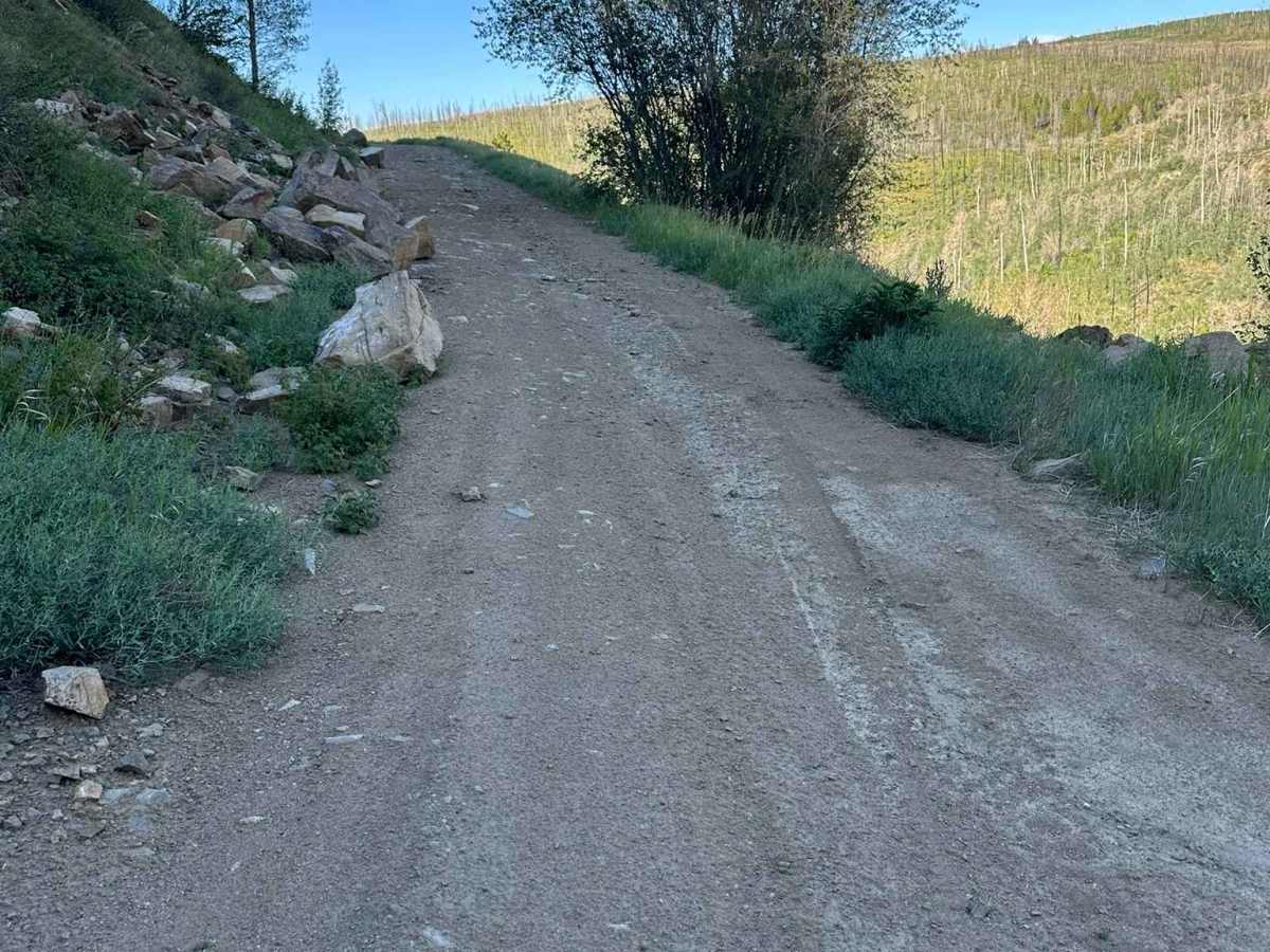 BLM Route 2756 photo 2