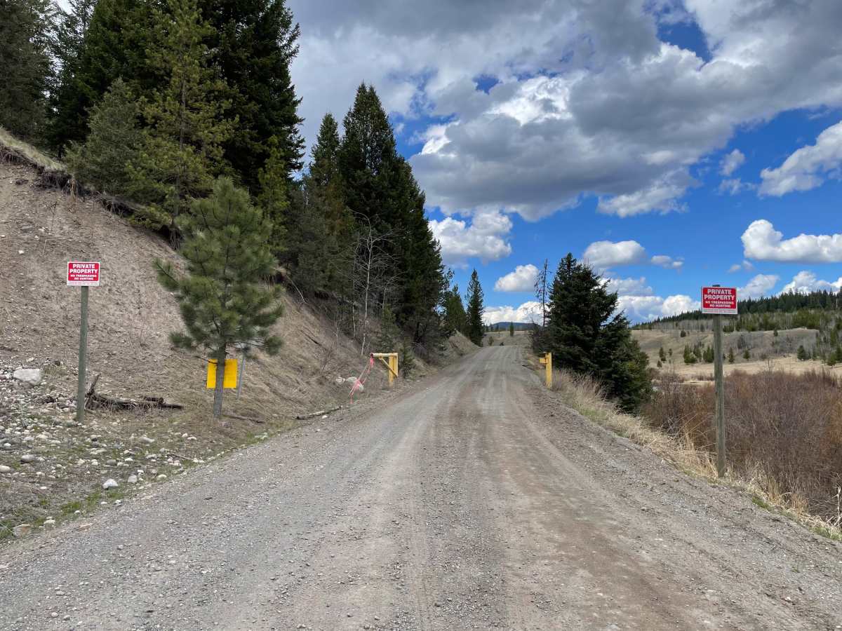 Sawmill Lake to Douglas Lake Ranch photo 2