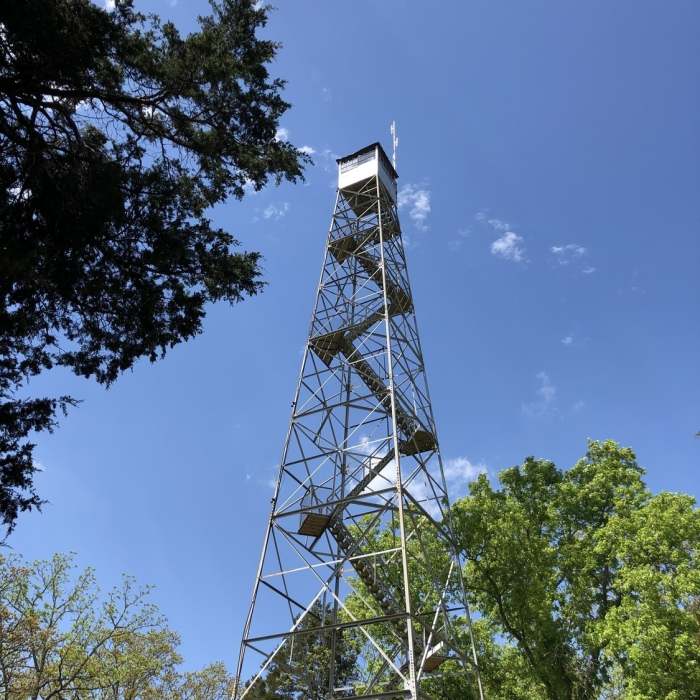 Fire tower parking lot Near Pilot Trail