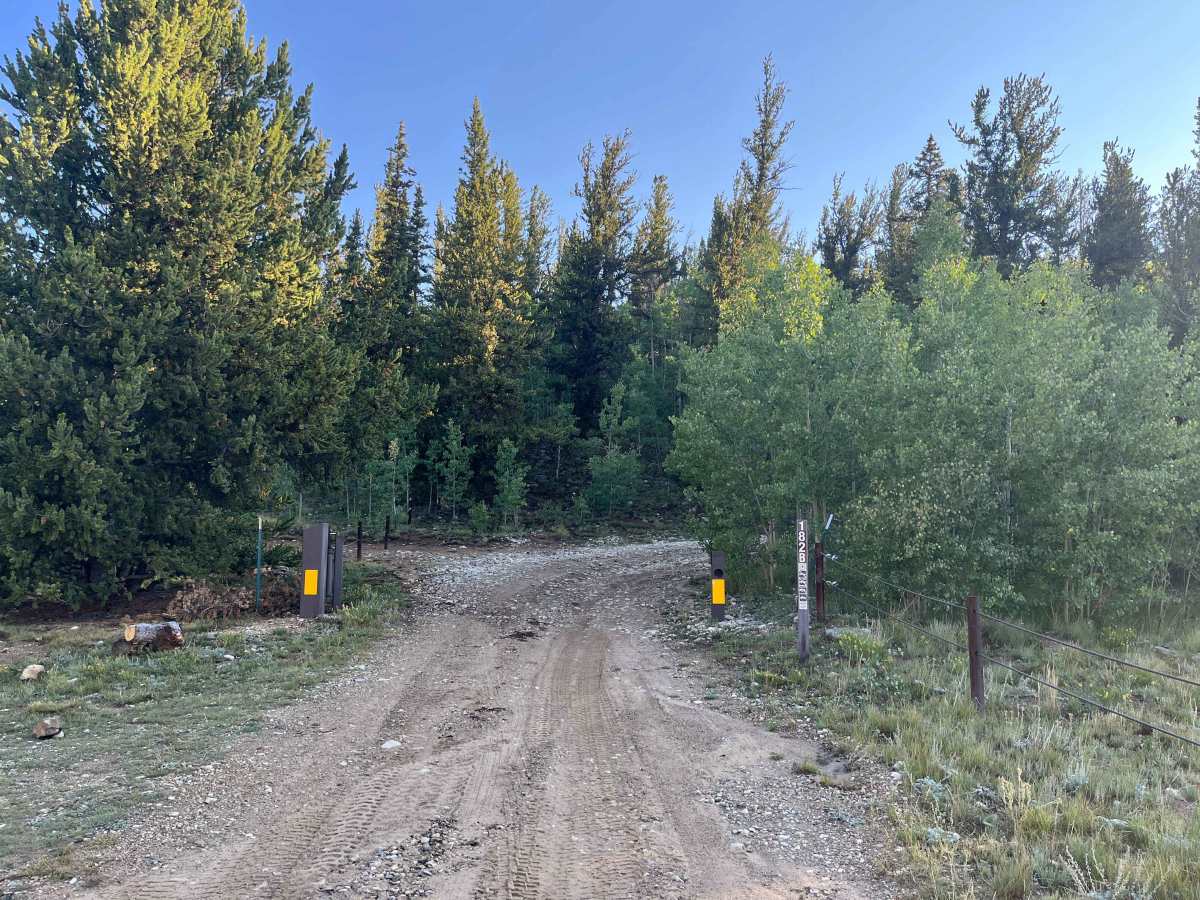 Horseshoe Road trail photo