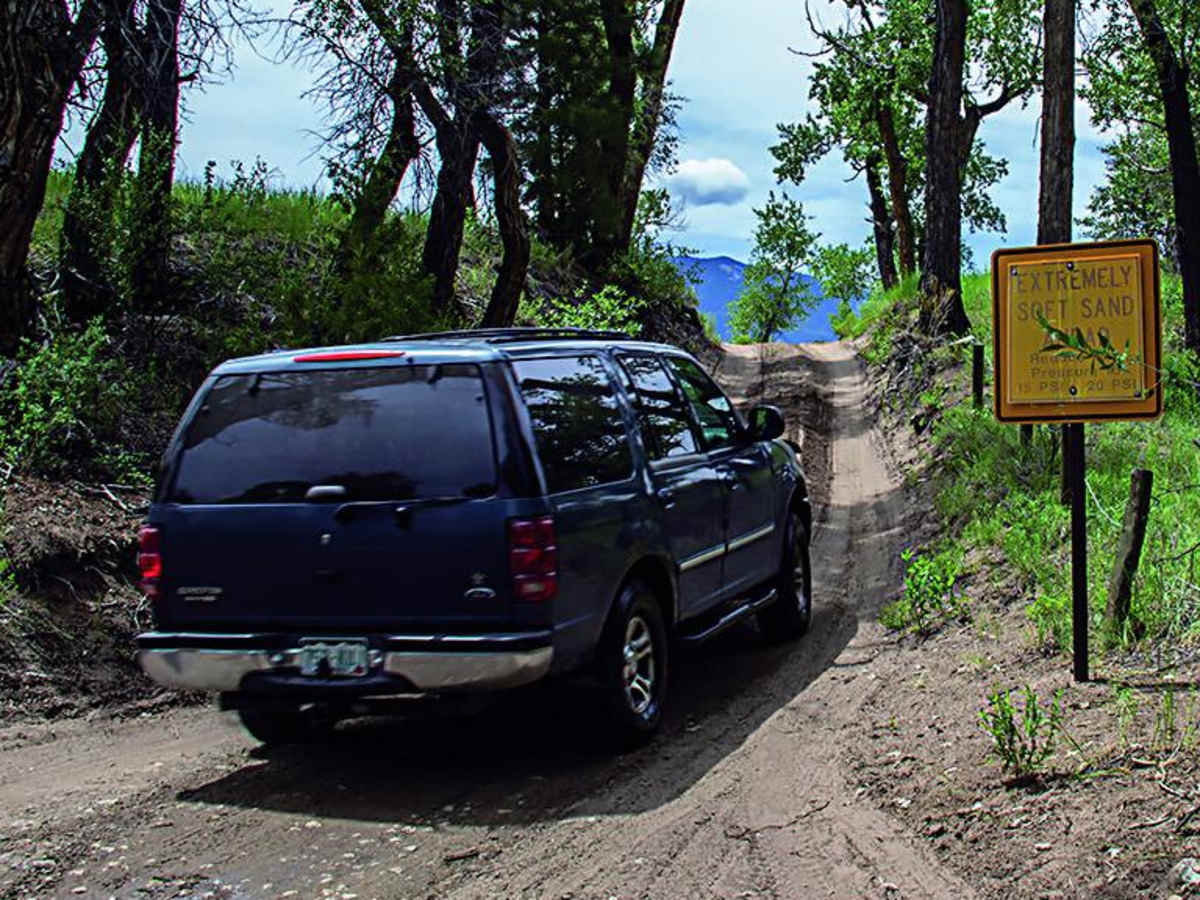 Medano Pass photo 3