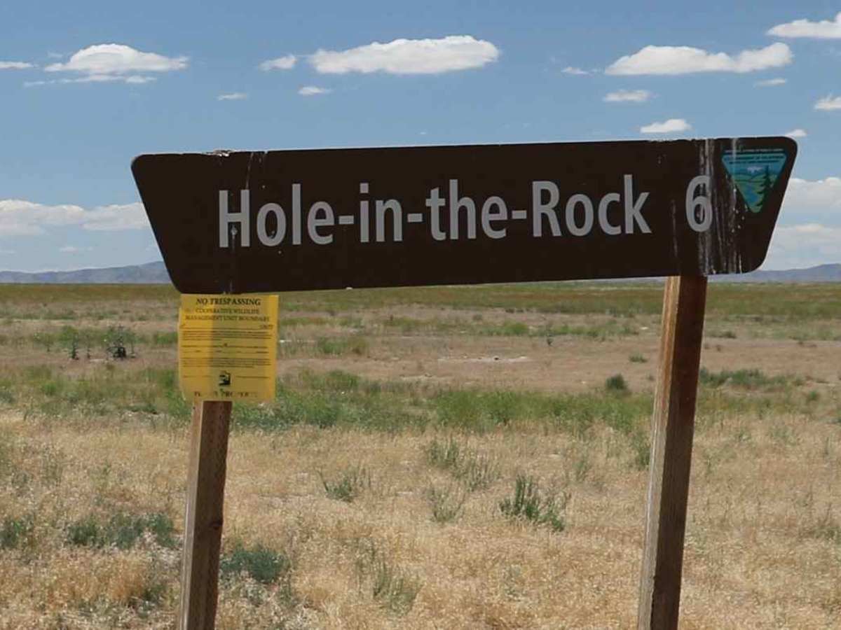 Hole in the Rock Site - CR 4123 photo 5