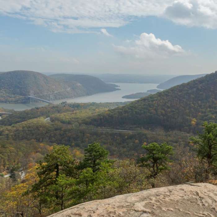 Near Popolopen Torne