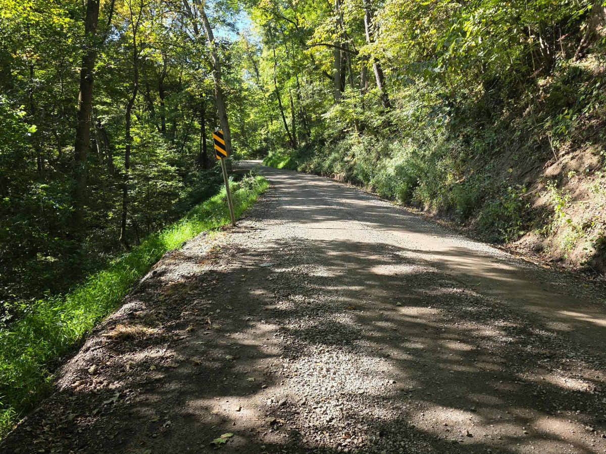 Halstead Hill Road photo 3
