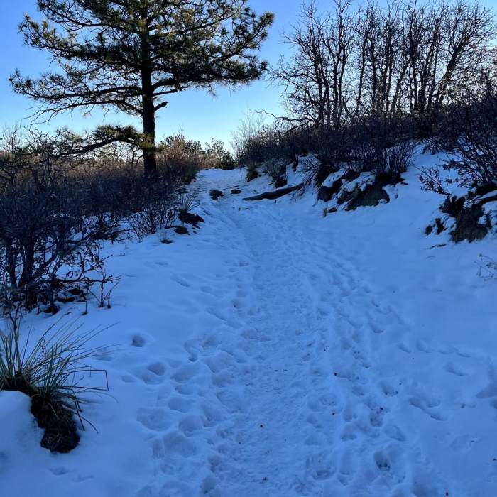 Near Sentinel Point via Grandview and Cheyenne Trail Loop
