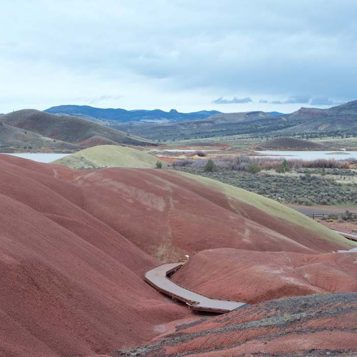 Near Painted Cove Trail