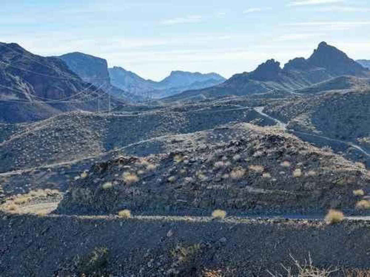 Dynamite Canyon Whipple Mountains photo 2