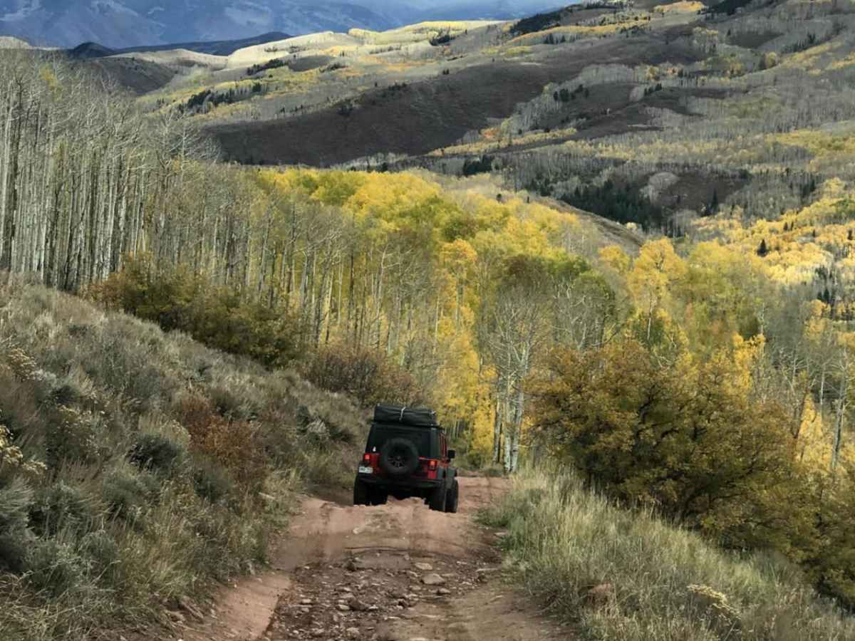 Capitol Creek Road photo 6