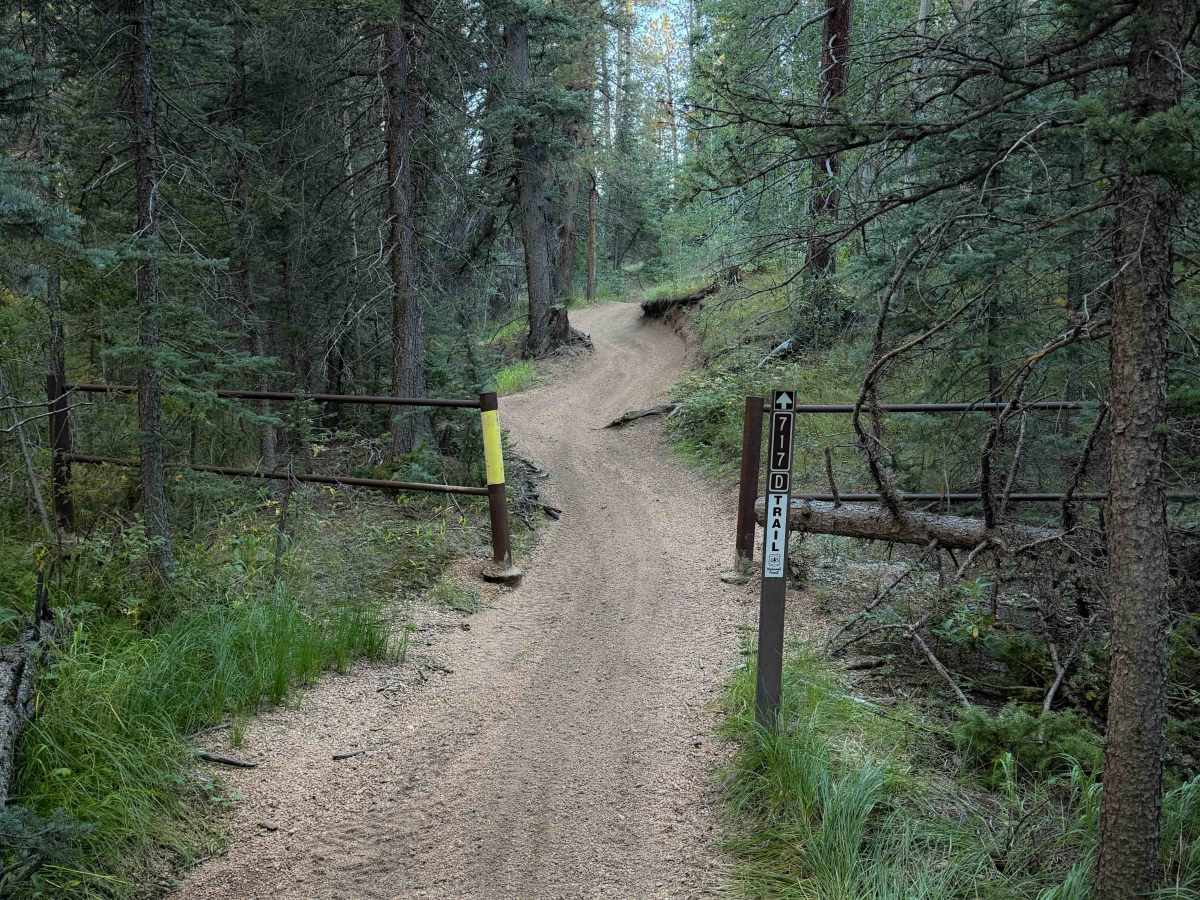 West Creek Spur - FS 717D  trail photo