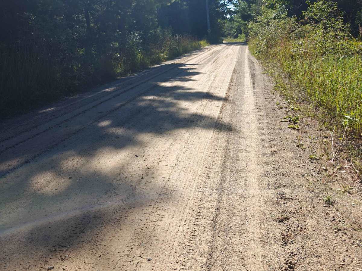 Grass Lake Road trail photo