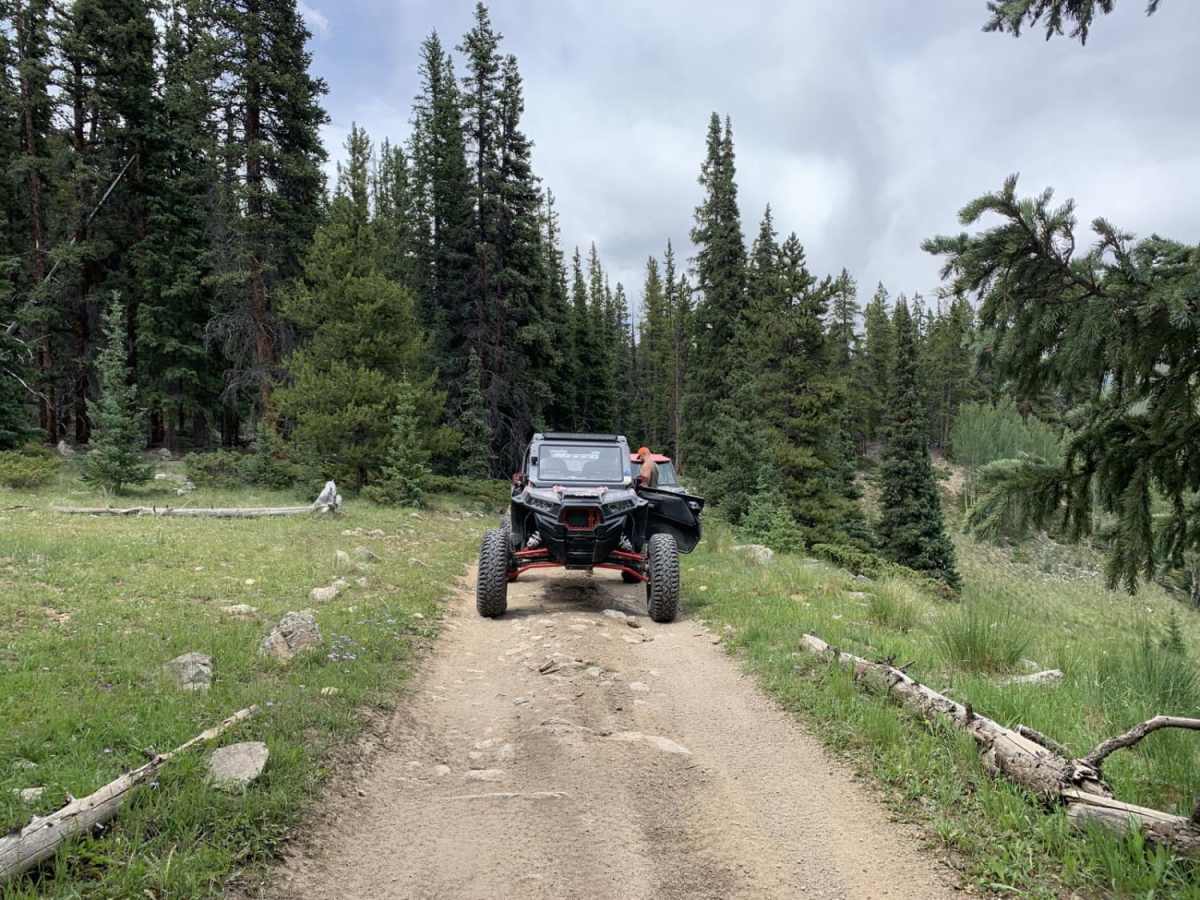 Scenic Cumberland Pass photo 3
