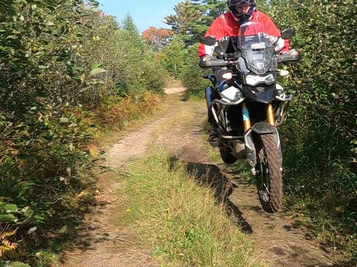 Tucker Lake Trail photo 6