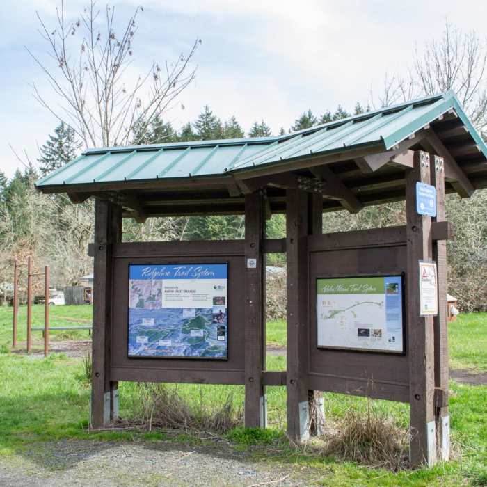 Near Ridgeline Trail System: Martin Street Trailhead to Fox Hollow Trailhead