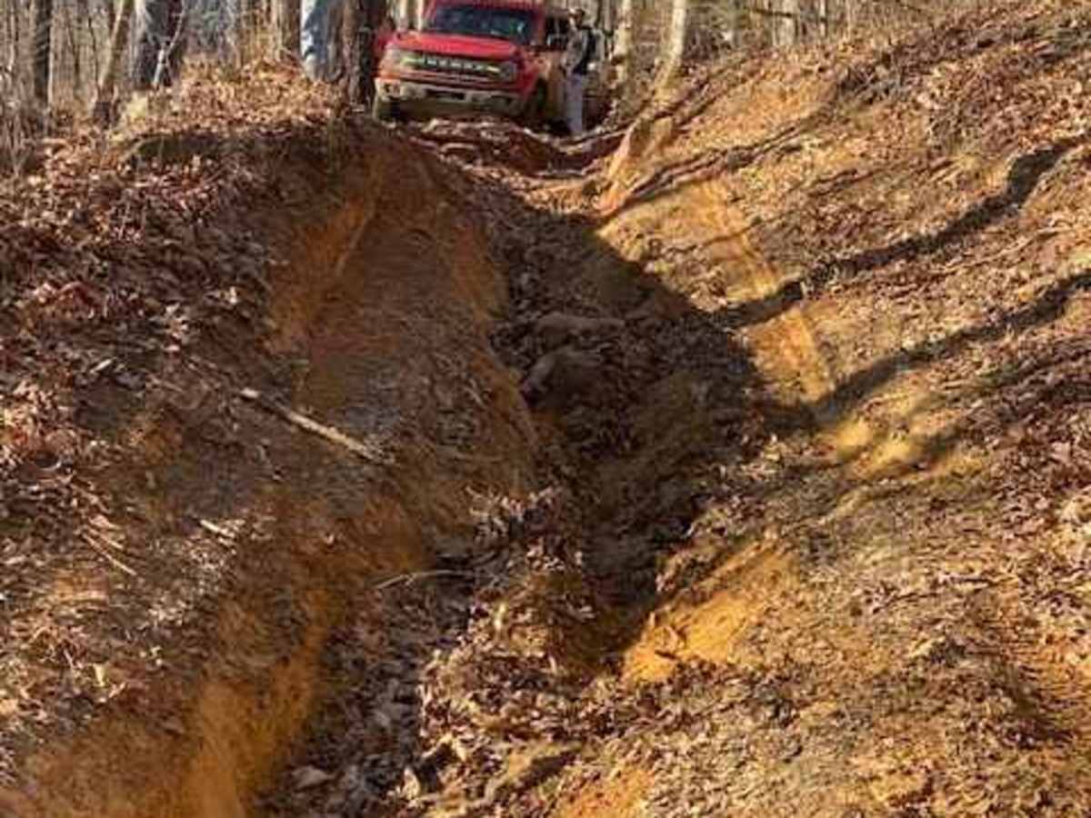 Wolf Pen trail photo