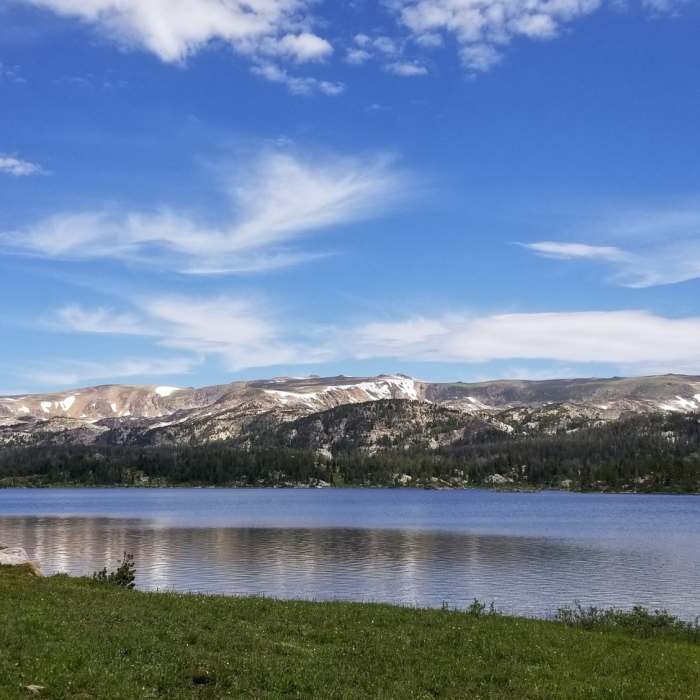 Near Island Lake to Beartooth Lake