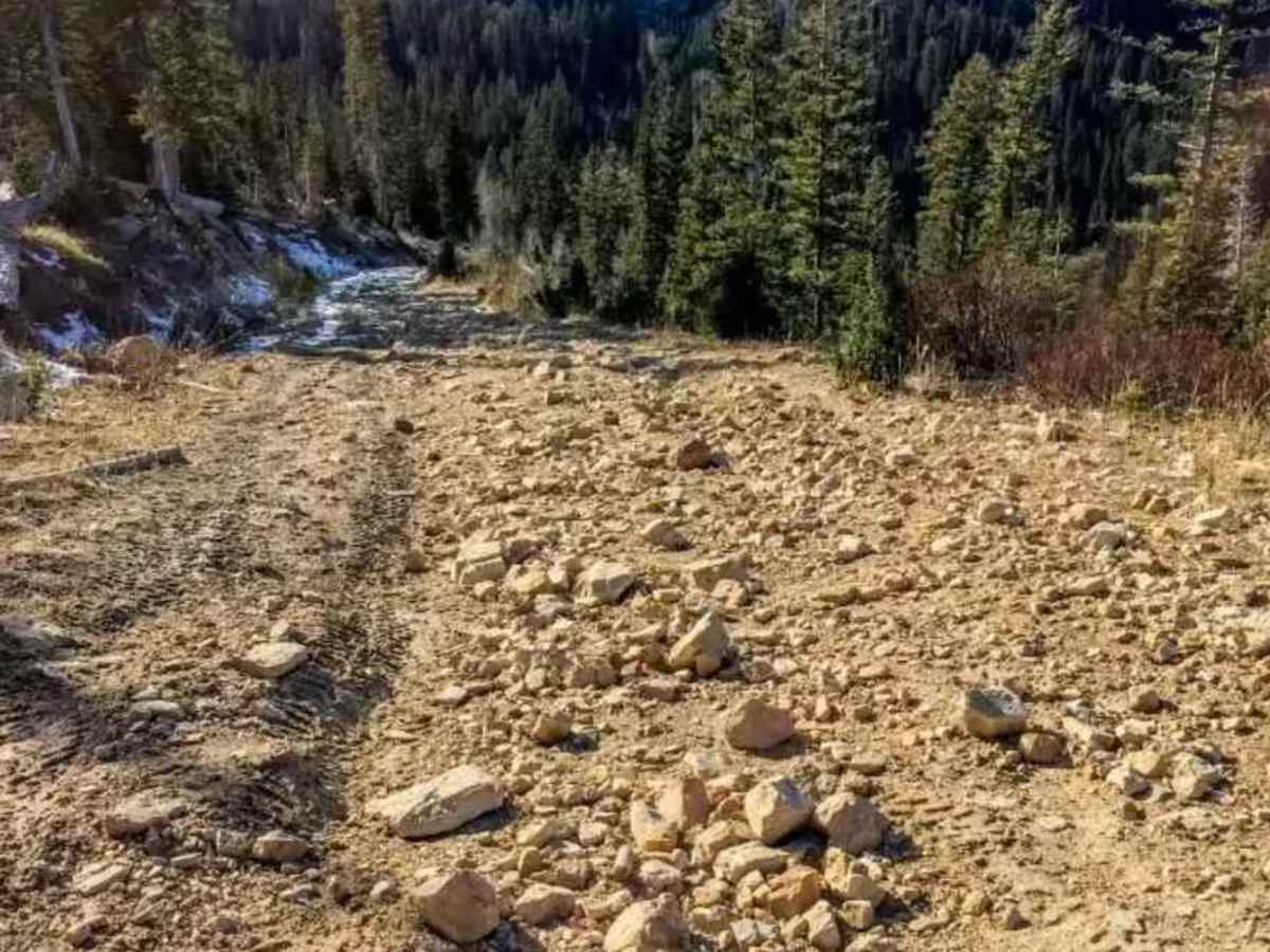Steep Canyon and Crescent Lake photo 3