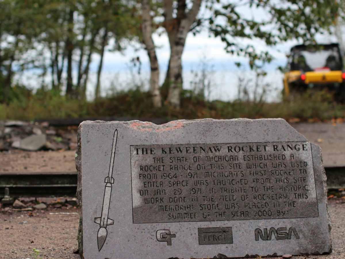 Rocket Range trail photo