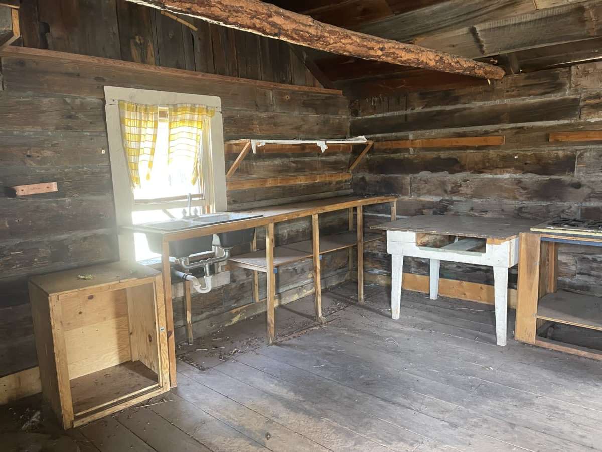 Sunflower Flat and JD Cabin photo 2