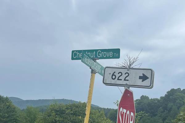Chestnut Grove Trail