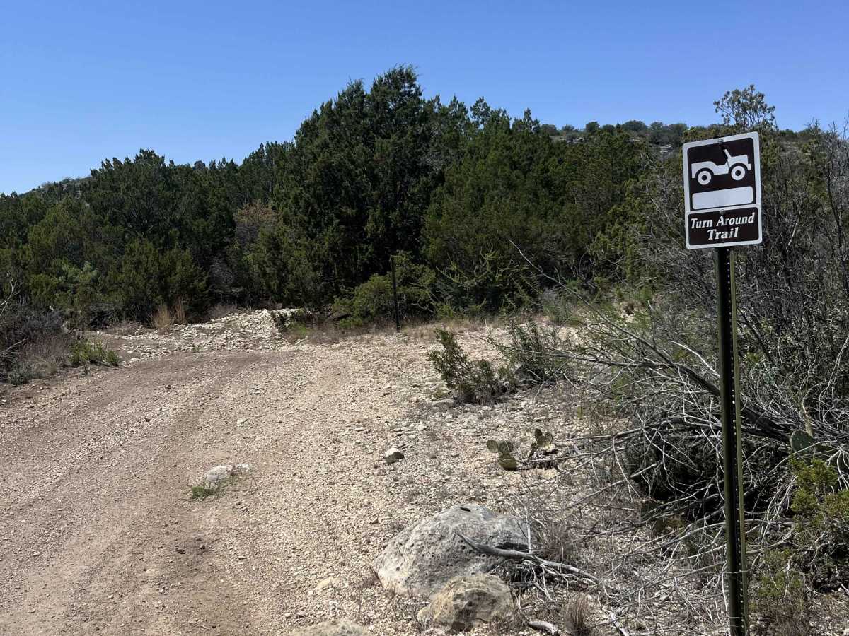 Turn-a-round Trail - V21 trail photo