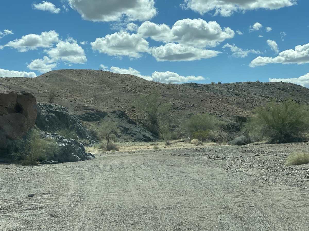 Arrastia Wash Trail photo 2