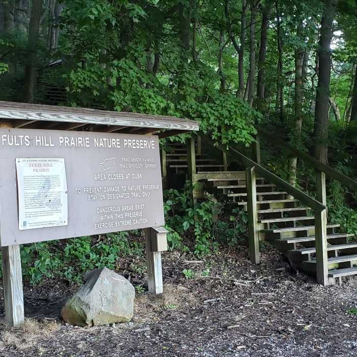 Near Fults Hill Prairie Nature Preserve Trail