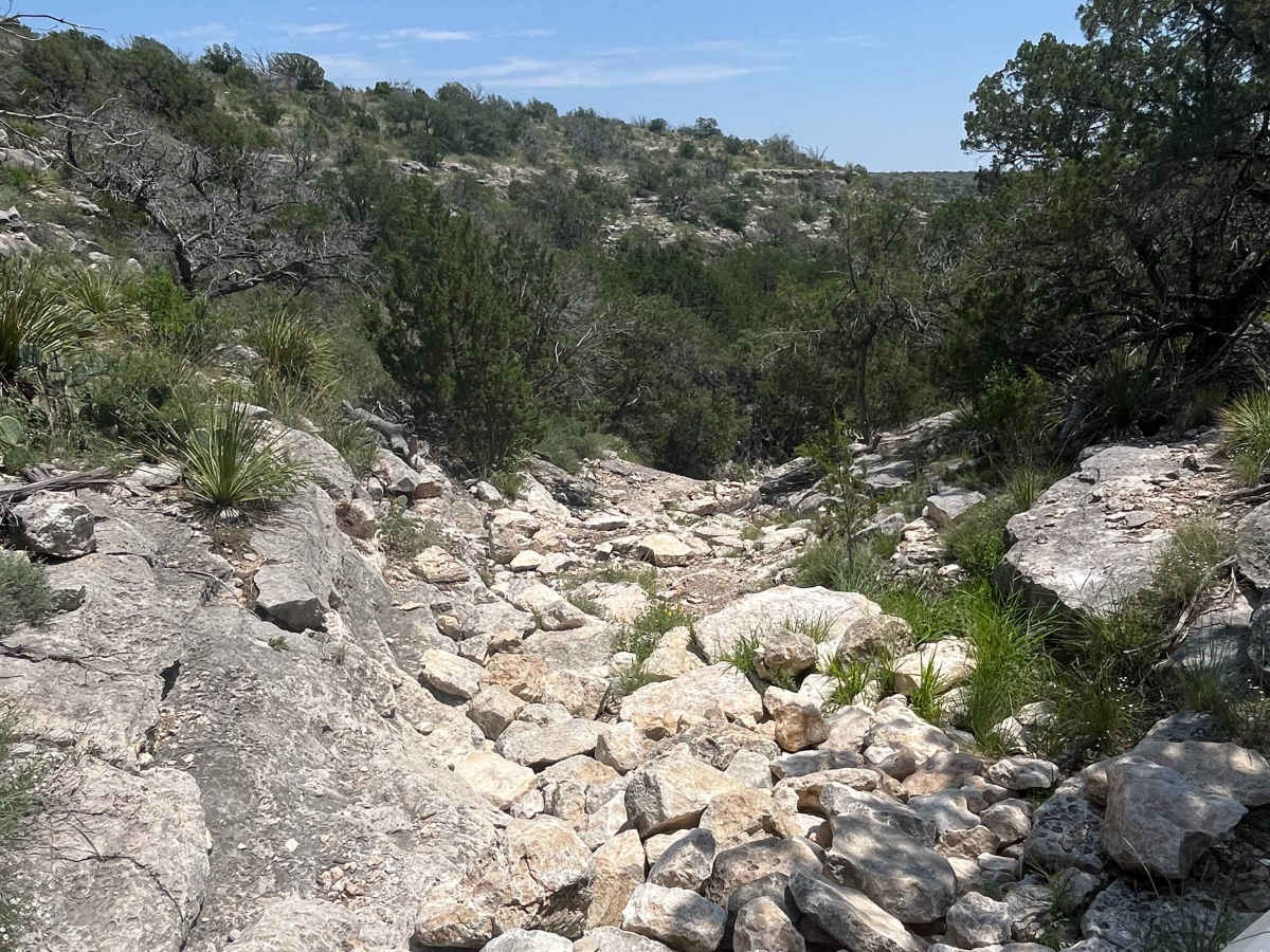 Skull Canyon - V25 photo 4